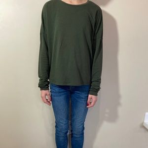Long sleeve crew neck top